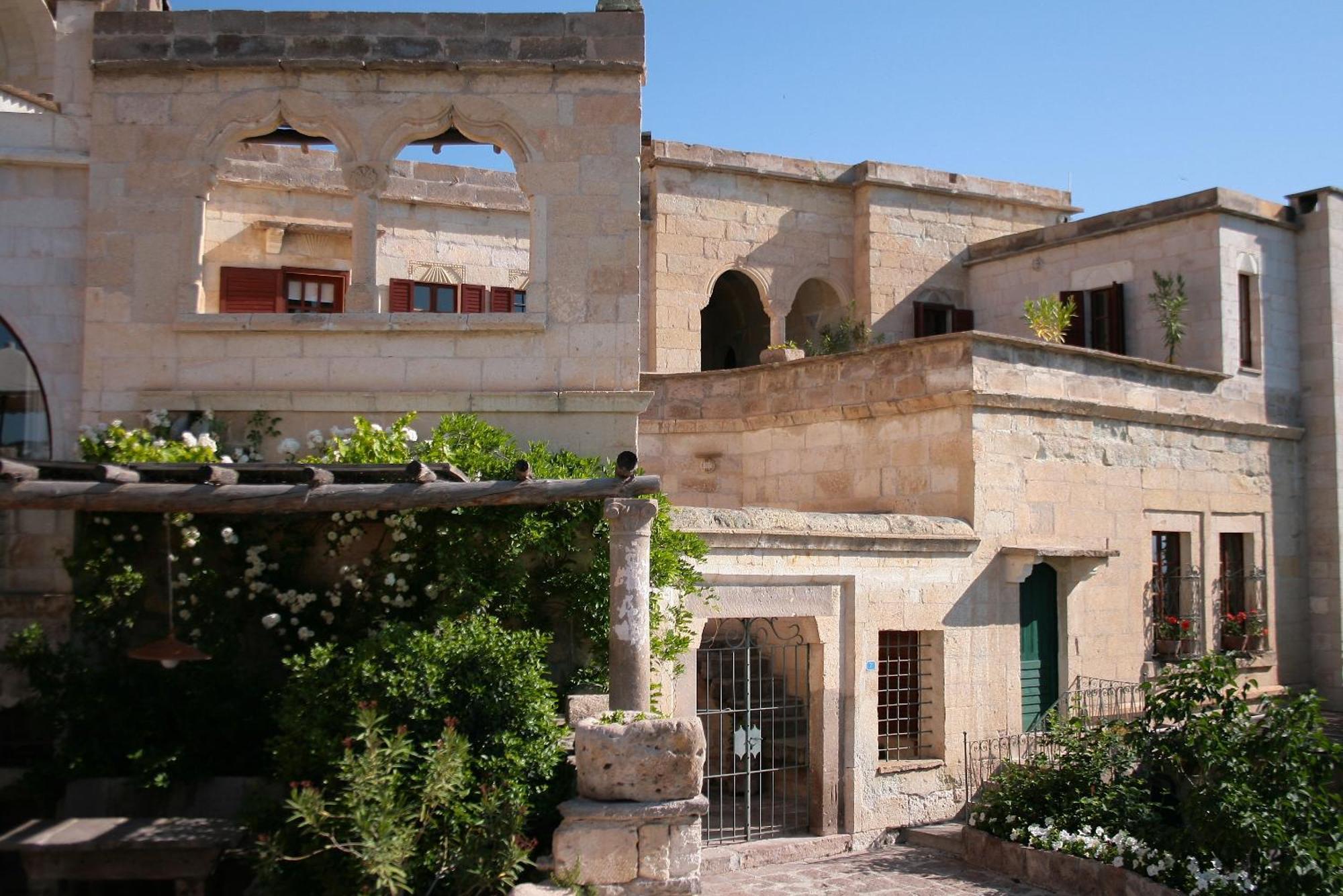Les Maisons De Cappadoce Учисар Экстерьер фото