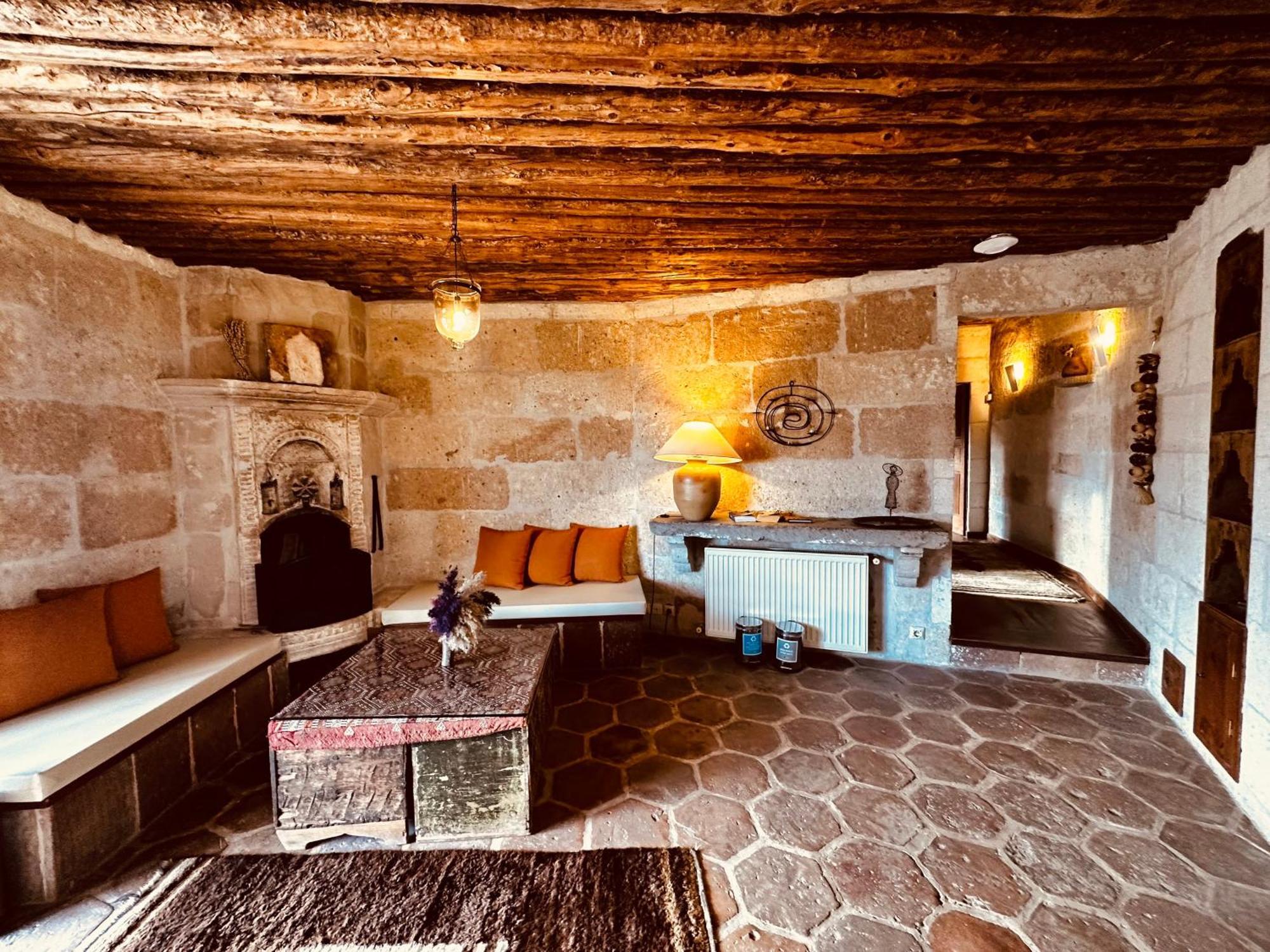 Les Maisons De Cappadoce Учисар Экстерьер фото