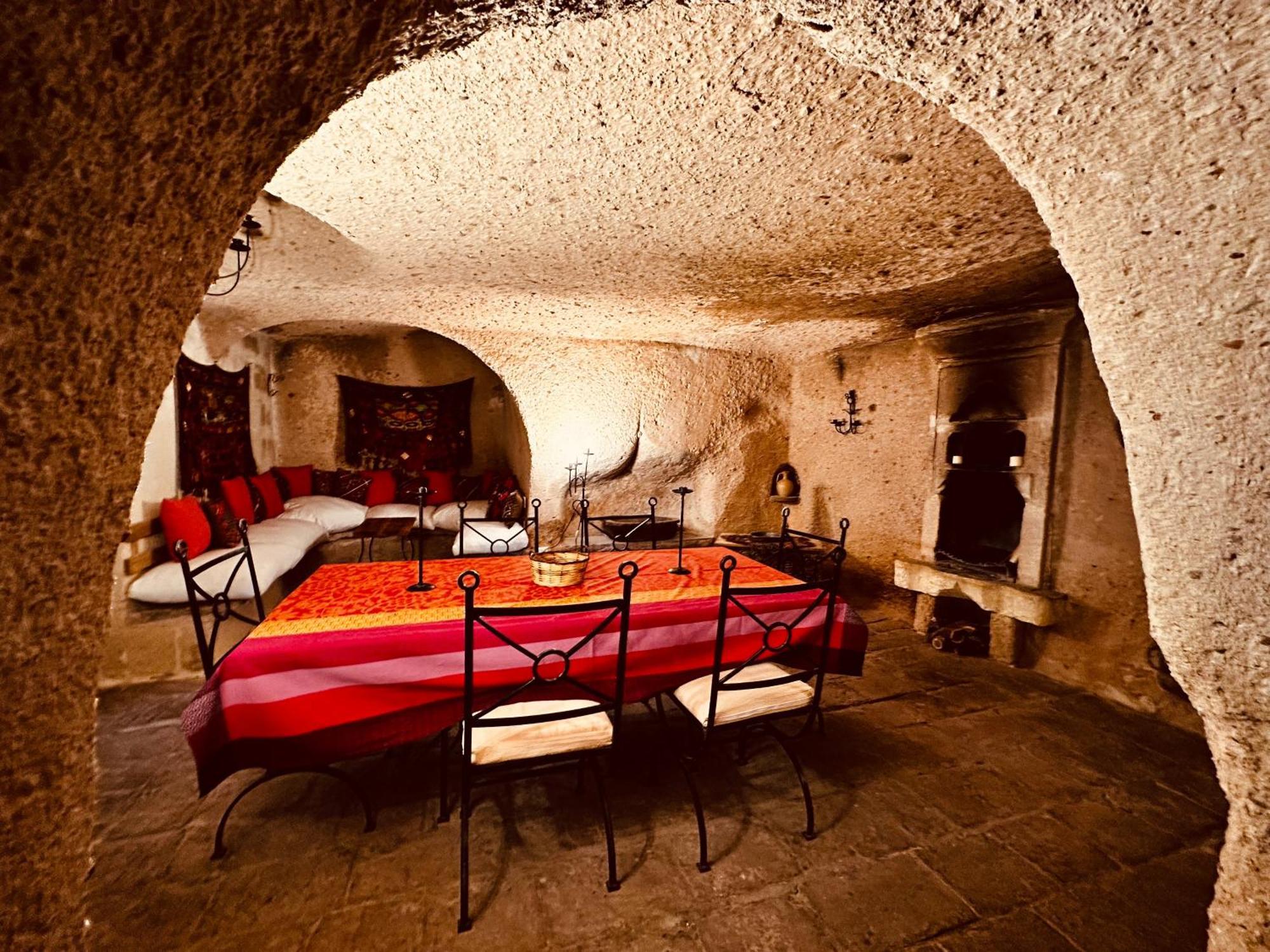 Les Maisons De Cappadoce Учисар Экстерьер фото