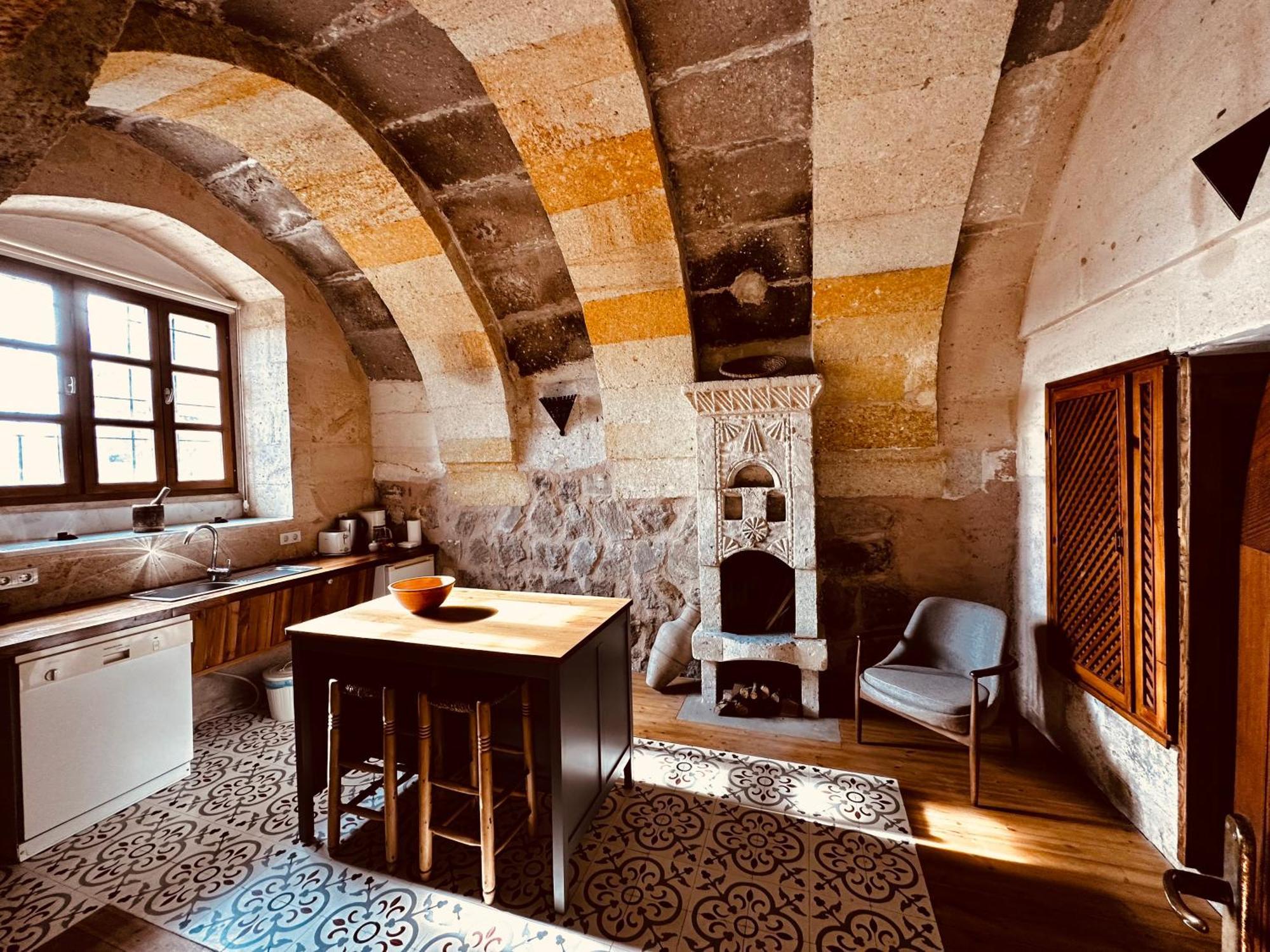 Les Maisons De Cappadoce Учисар Экстерьер фото