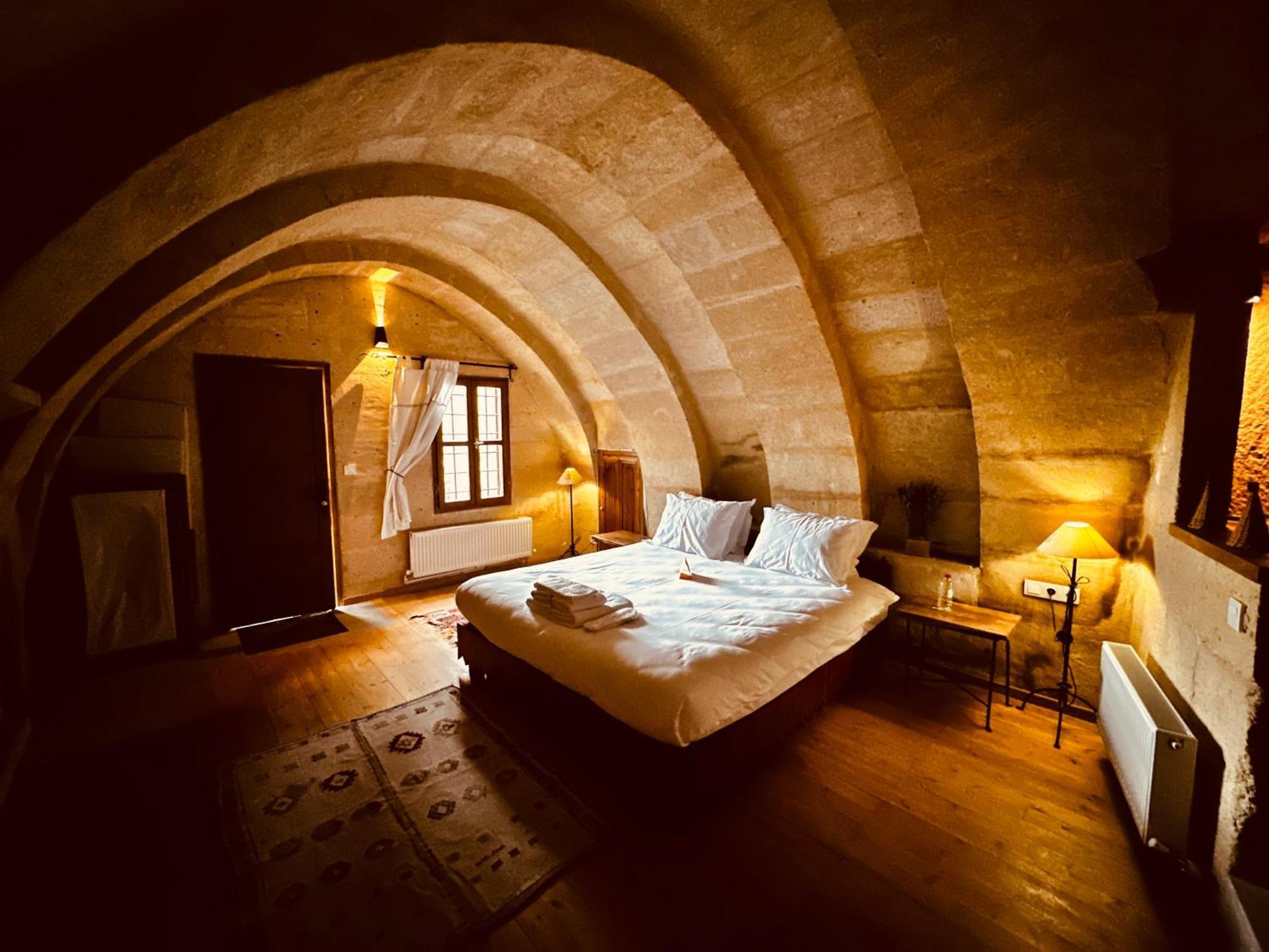 Les Maisons De Cappadoce Учисар Экстерьер фото